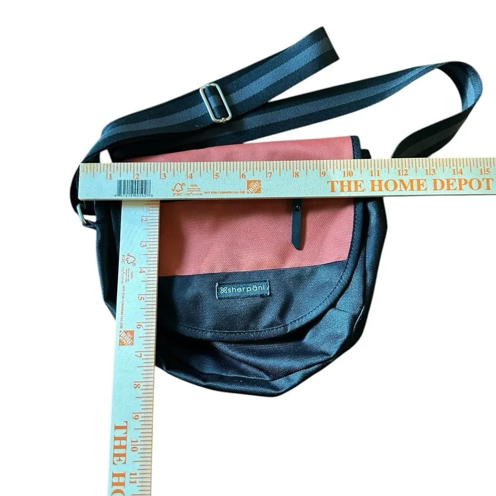 Sherpani Lightweight Crossbody Shoulder Bag Orange/Red and Black